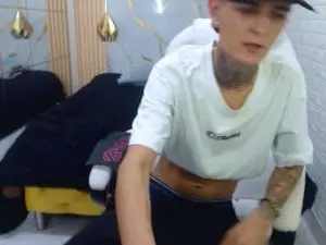 Cam4 Live Sex Cam of benjamin_anthon