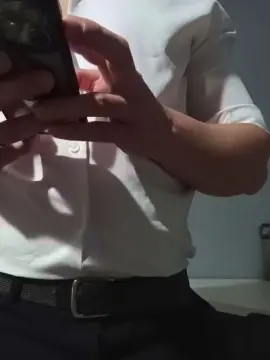 Cam4 Watch Live Sex Cams of alerrandroo1