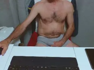 Cam4 Free Live Porn of hucho40