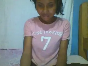 Cam4 Sex Cam of YoungNathie67