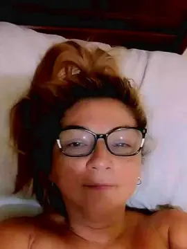 Cam4 Sex Chat of milfsexy1