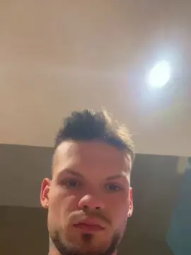 Cam4 Live Sex of nicolas2471