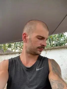 Cam4 Adult Video Chat of Greyoff
