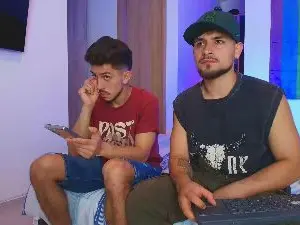 Cam4 Live Porn of two_sinzXX