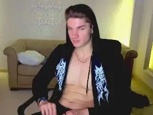 Cam4 Adult Video Chat of MaxKaidenn
