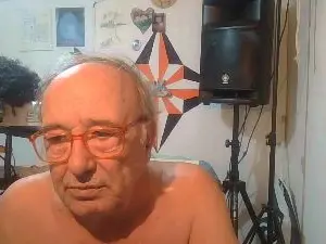 Cam4 Watch Live Sex Cams of bohemio_54