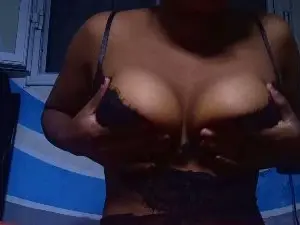 Cam4 Nude Webcam of nayrah777