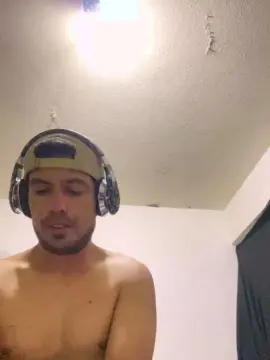 Cam4 Free Porn Cam of Brandoncarlosa