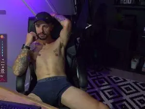 Cam4 Sex Chat of monsieurguitsxx
