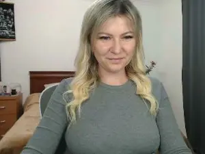 Cam4 Sex Cam of ParadiseAlina