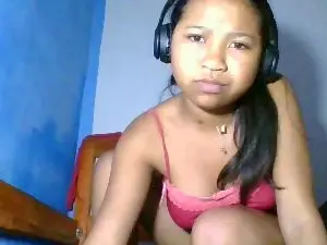 Cam4 Private Sex Chat of elinah_xxx