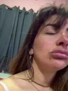 Cam4 Free Live Porn of Pobraaaaaa_20