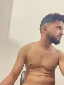 Cam4 Free Live Porn of Bigiheb46