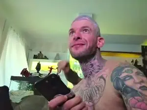 Cam4 Sex Chat of tattooer2