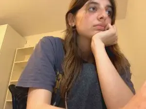 Cam4 Nude Webcam of BreanaHelmle