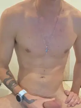 Cam4 Sex Cam of VitorGamerXXX