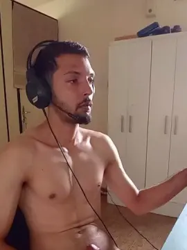 Cam4 Free Live Porn of napolitano231