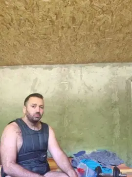 Cam4 Free Live Porn of florin166
