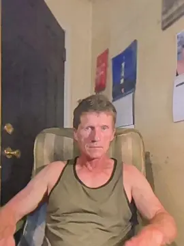 Cam4 Free Live Porn of davedonny45