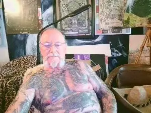 Cam4 Free Porn Cam of blindsurfer