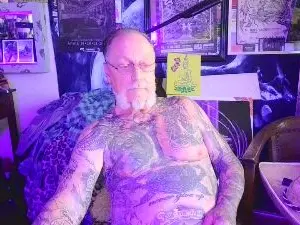 Cam4 Watch Live Sex Cams of blindsurfer