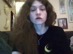 Cam4 Adult Webcam of QueenCrimson