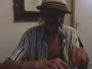 Cam4 Free Live Porn of bolookin