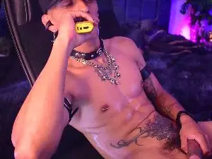 Cam4 Sex Chat of DemonKushx