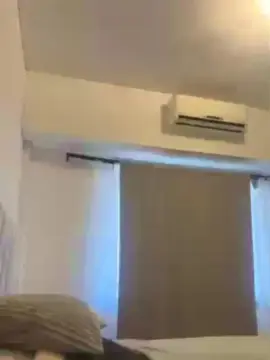 Cam4 Free Live Porn of Parejahott27