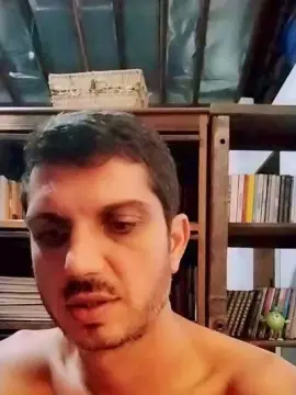 Cam4 Sex Cam of Johnnycruz39