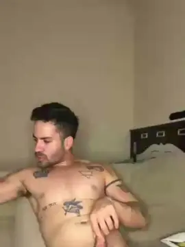 Cam4 Live Porn of pedro5946