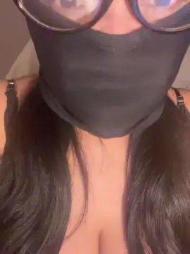 Cam4 Free Live Porn of Quiqui28