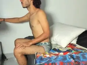 Cam4 Live Sex Cam of alenders02