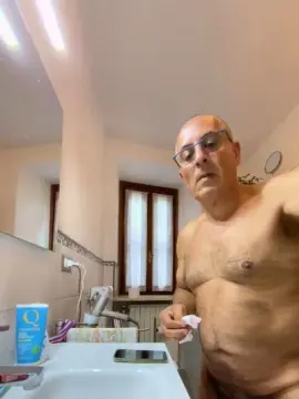 Cam4 Nude Webcam of Milk1958