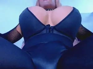 Cam4 Live Sex Cam of paula_bigcock