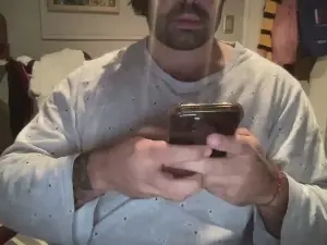 Cam4 Live Sex Cam of andres__9320