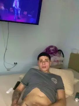 Cam4 Live Sex Cam of Thomikaty98
