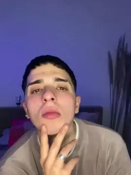 Cam4 Live Sex Cam of Thomikaty98