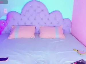Cam4 Live Sex Cam of SexyJuliaa01