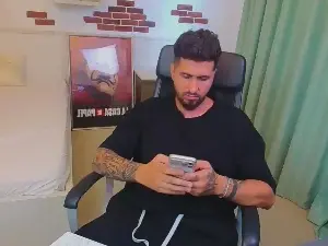 Cam4 Sex Chat of LoganStroud