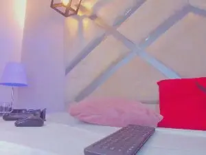 Cam4 Watch Live Sex Cams of Cami_rouxx