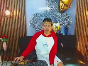 Cam4 Watch Live Sex Cams of SkinnycuteAlyer