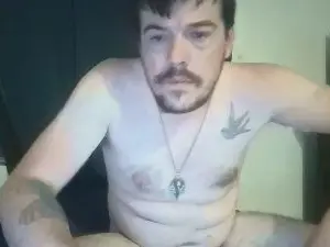 Cam4 Live Porn of wolfman2632