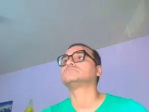 Cam4 Nude Webcam of TomHard8