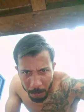Cam4 Live Porn of Chilenohh