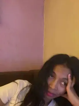 Cam4 Live Porn of MissEllede19
