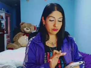Cam4 Adult Webcam of Sahotlove1_