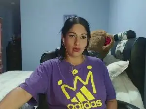 Cam4 Private Sex Chat of Sahotlove1_