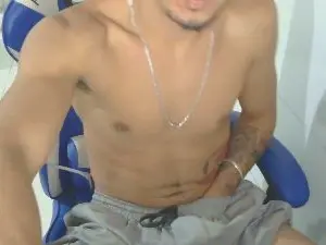 Cam4 Private Sex Chat of novinhorj19anos