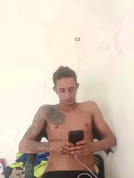 Cam4 Live Porn of leonardobrasil3